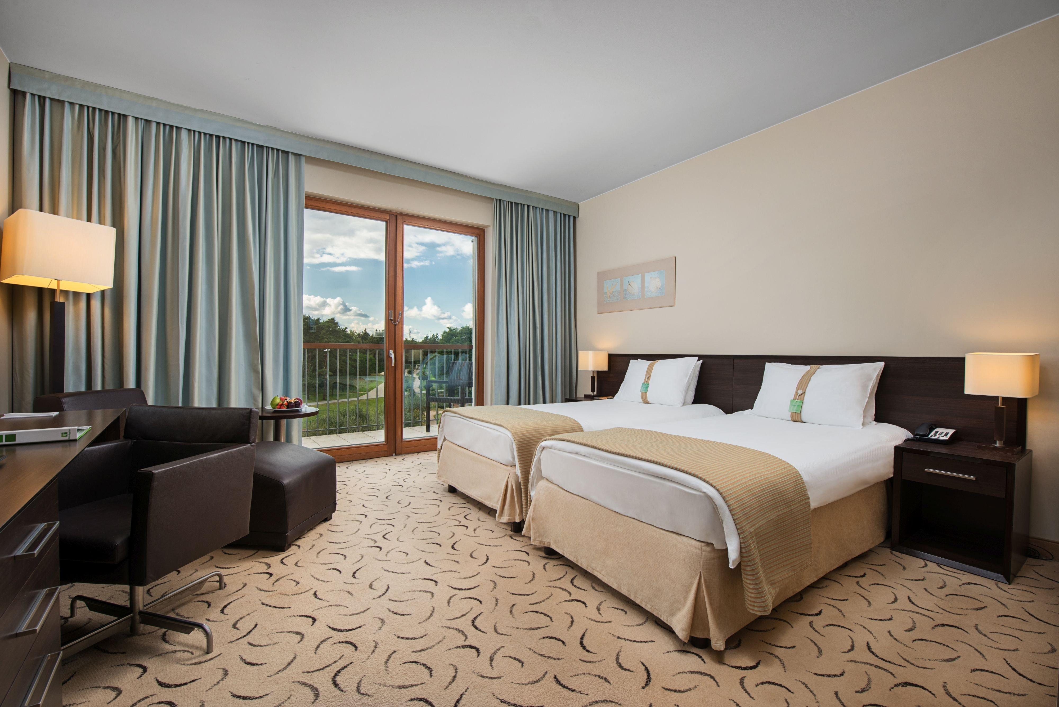 Holiday Inn Resort Warsaw Jozefow By Ihg Buitenkant foto